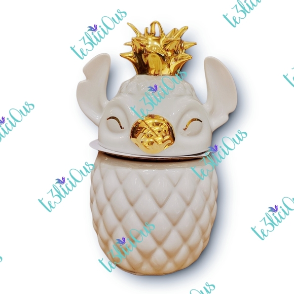 DISNEY PARKS STITCH PINEAPPLE SCENTED CANDLE